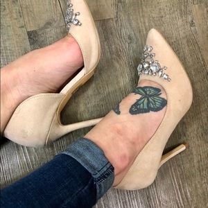 Blush Point Toe Pumps size 7 NWOT